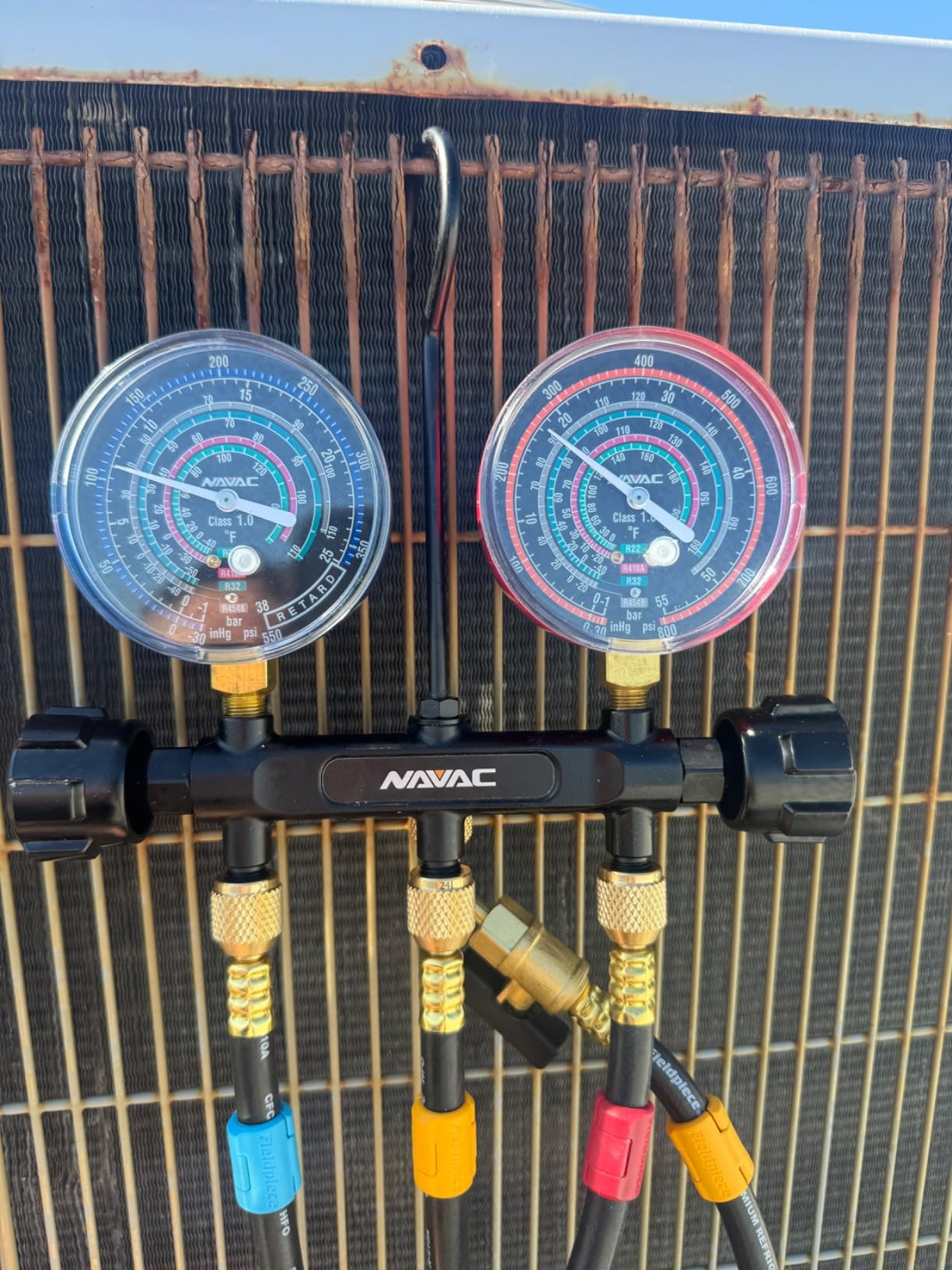 NAVAC NMG12A Pro Manifold Gauge - Brass Body with Needle Valve, A2L Compatible customer photo 1