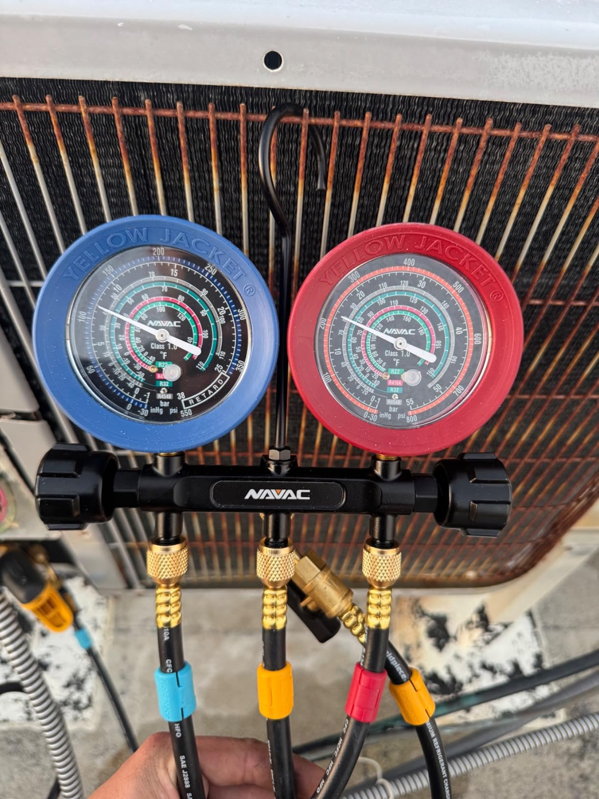 NAVAC NMG12A Pro Manifold Gauge - Brass Body with Needle Valve, A2L Compatible customer photo 2