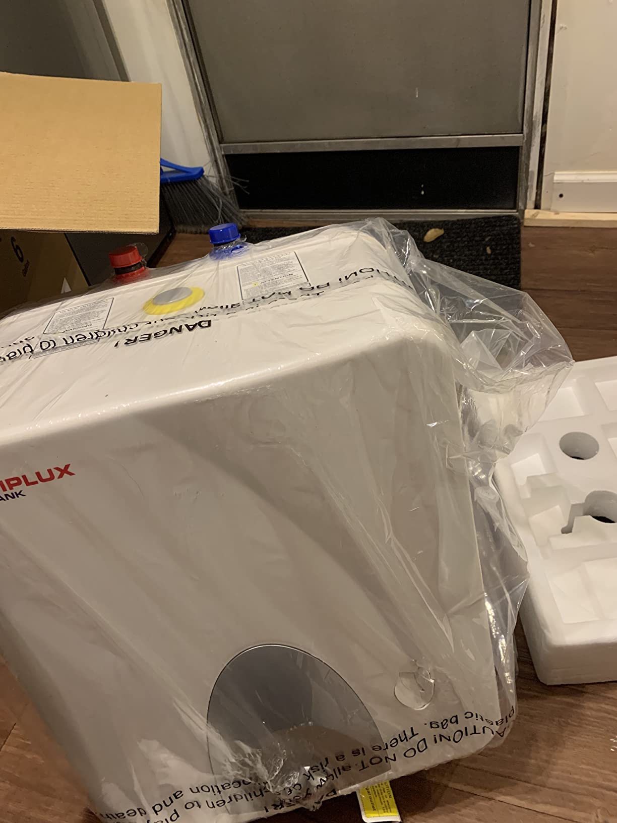 CAMPLUX Hot Water Heaters 18 Gallon, Electric Water Heater 120V 1500W, Come with Reliable T&P Relief Valve, Built-in Anode Rod for Tank Water Heaters, UL Listed ME200B customer photo 2
