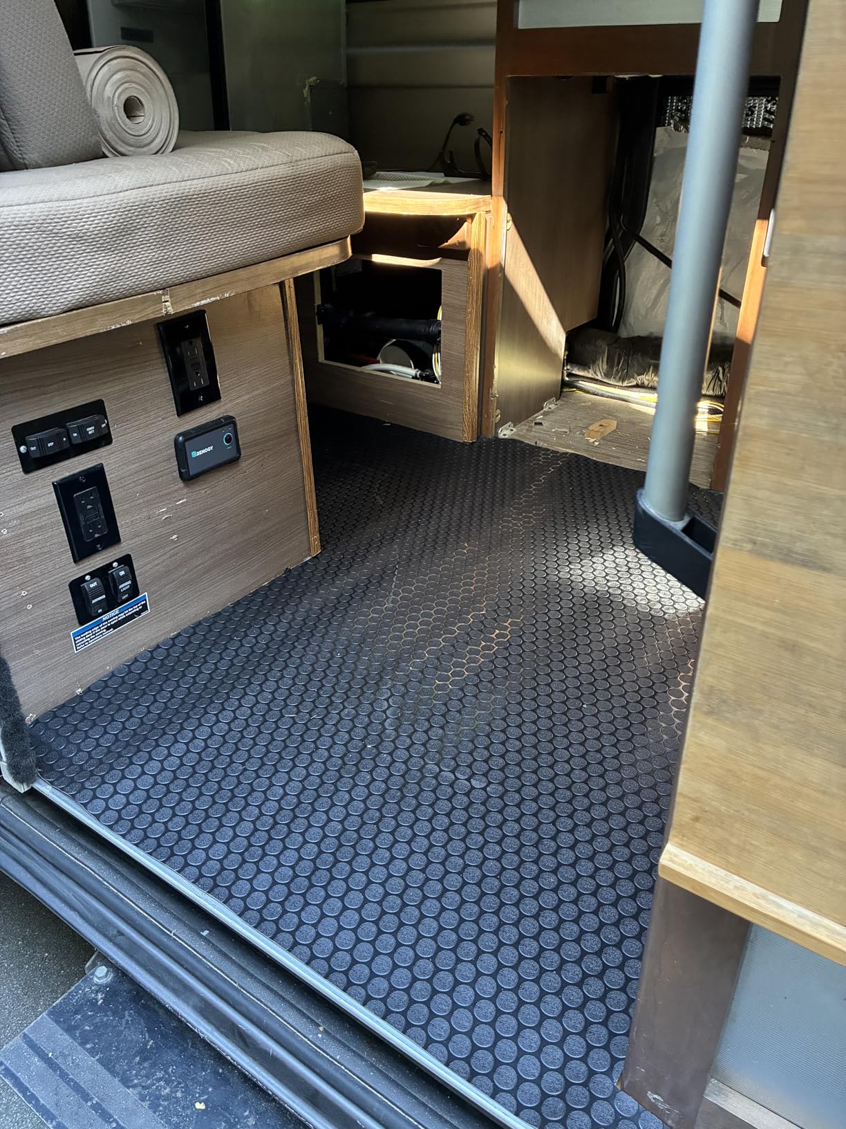 TUFFIOM 7.5x17 FT Garage Floor Mat, Coin Plate Sheet PVC Roll for Under Car Parking Protect, RV Trailer Flooring, Water/Stain Resistant Floor Runner customer photo 1