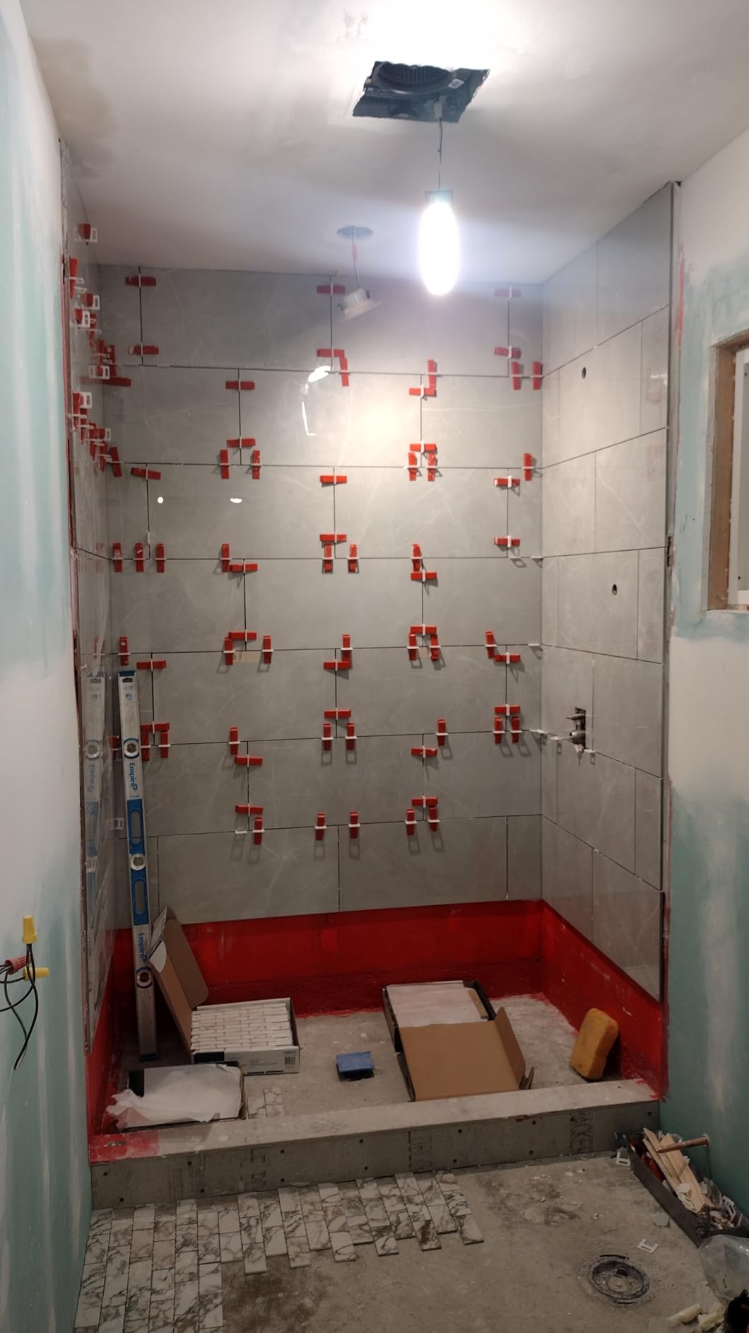 901 Pcs Tile Leveling System with 1/8
