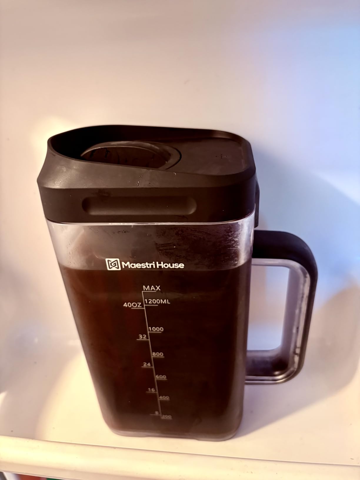 Maestri House Compact Cold Brew Coffee Maker, 40oz Iced Tea and Coffee Maker Brewer Space Saving Tritan Pitcher, 350 Mesh Filter, 100% Leak-Proof customer photo 2