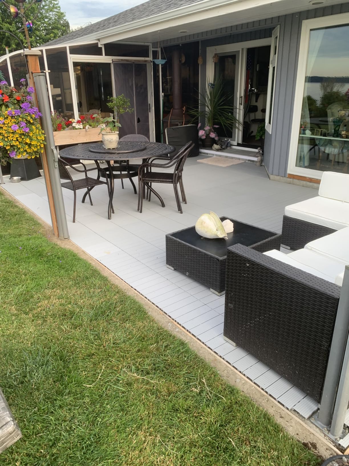 72 PCS Plastic Interlocking Deck Tiles - 12