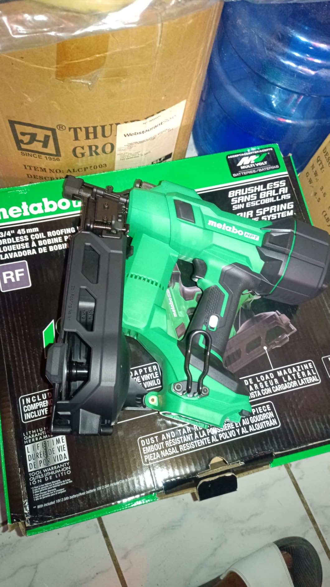 Metabo HPT 18V MultiVolt Brushless Cordless Coil Roofing Nailer Kit, 1-3/4