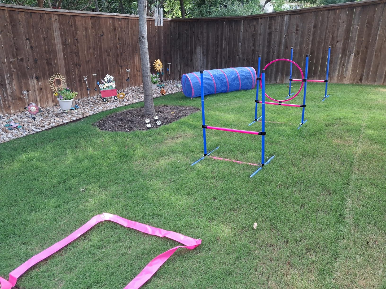 Dog Agility Course Backyard Set, Dog Agility Equipment, Dog Obstacle Course Backyard With 2-Set Agility Hurdle, Jump Ring, 8 Weave Poles, Tunnel, Pause Box, Toy Balls And 2 Portable Carrying Bags customer photo 1