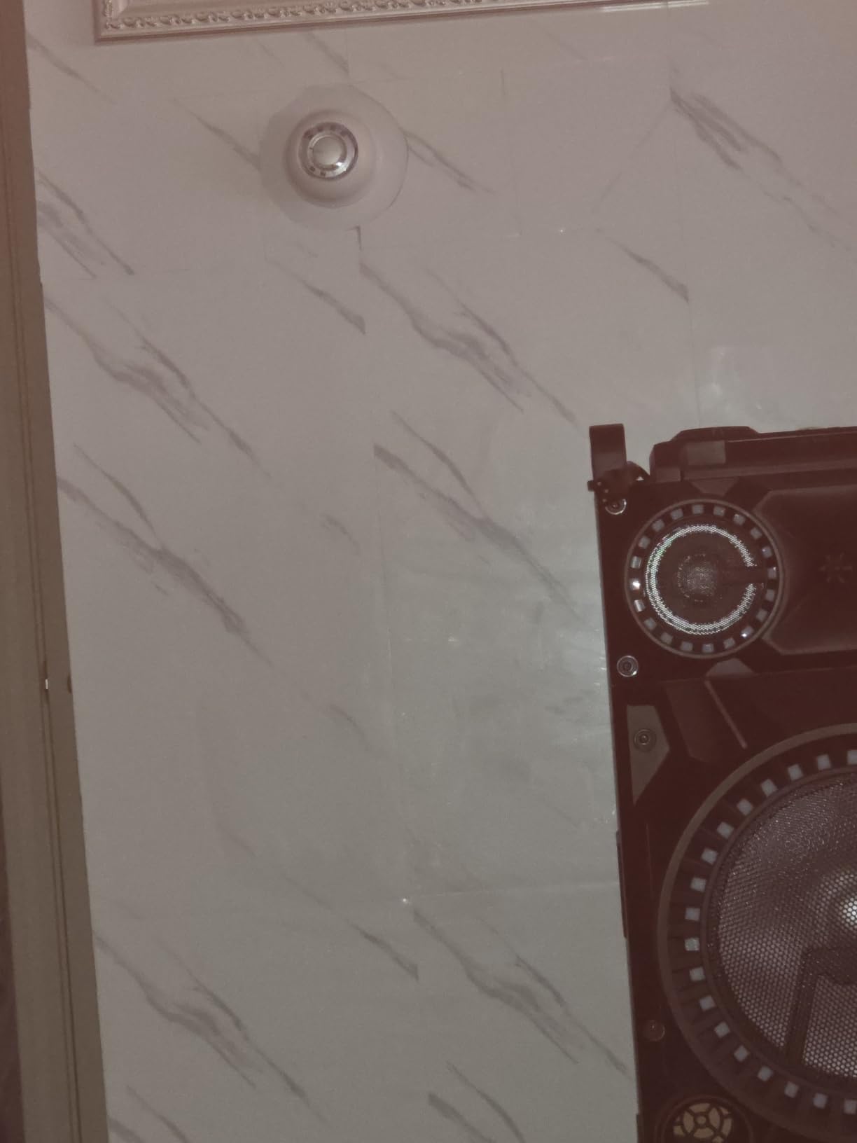 Haimin3D Wall Panels Peel and Stick Marble Look Tile Backsplash, 20 Pack | Waterproof & lightweight, each 23.6x11.8in, total 38.7 sq ft. Kitchen/bath backsplash wall decor Marble-look faux tile White customer photo 1