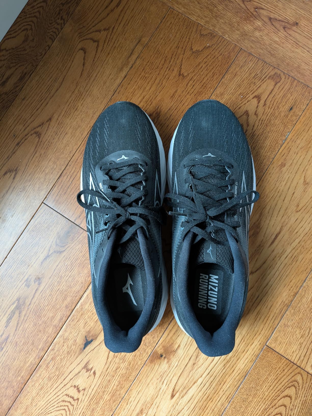 Mizuno Men's Men's Wave Inspire 21 Running Shoe customer photo 1