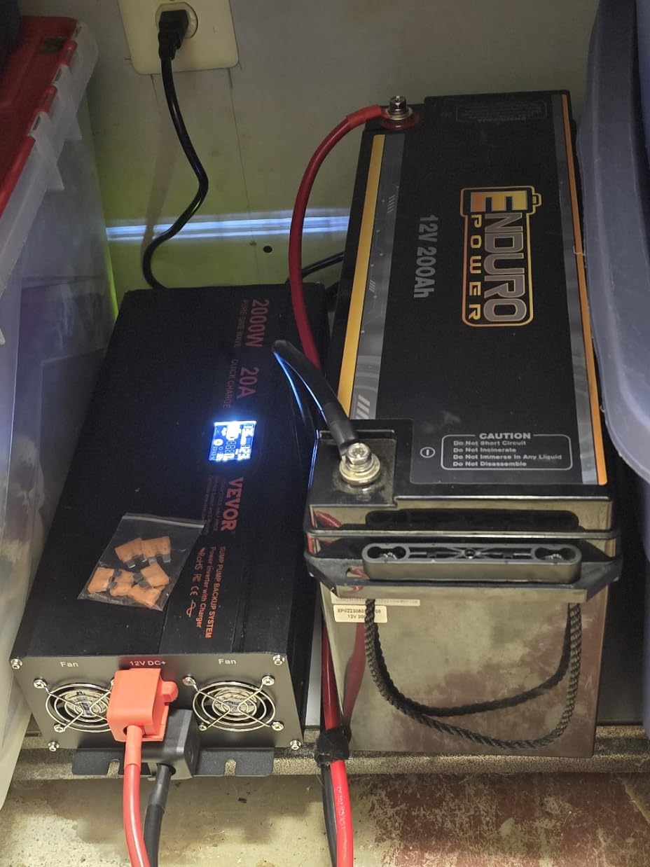 VEVOR 2000W Sump Pump Battery Backup with LCD, Automatically Shifts to Inverter Power Ensuring Uninterrupted Operation, Essential for Emergencies & Power Failures customer photo 1