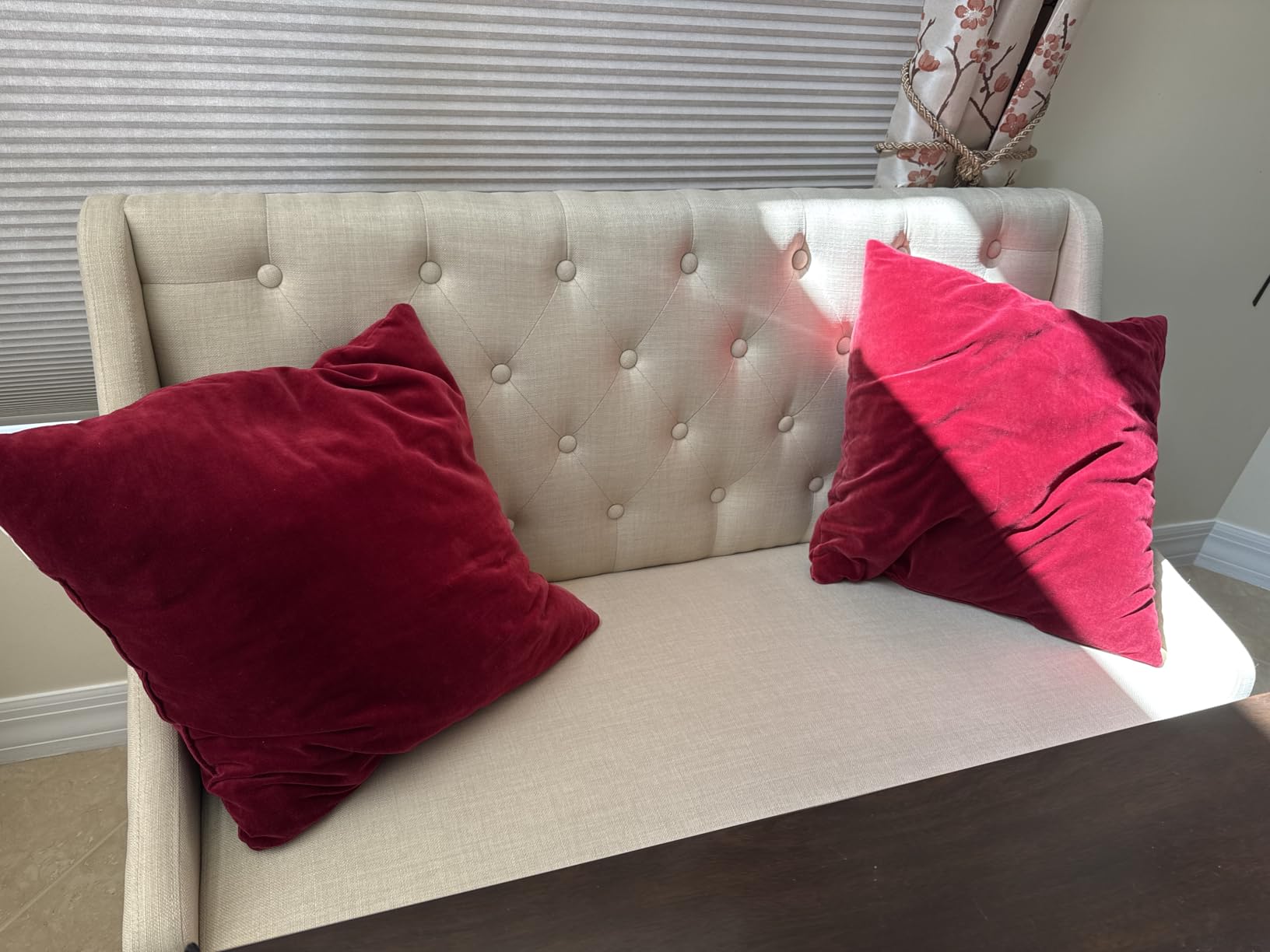 Settee Bench with Back Small Loveseat for Dining Room Living Room Entryway Modern Upholstered Banquette Button Tufted Mini Couch with Wood Legs Cream customer photo 1