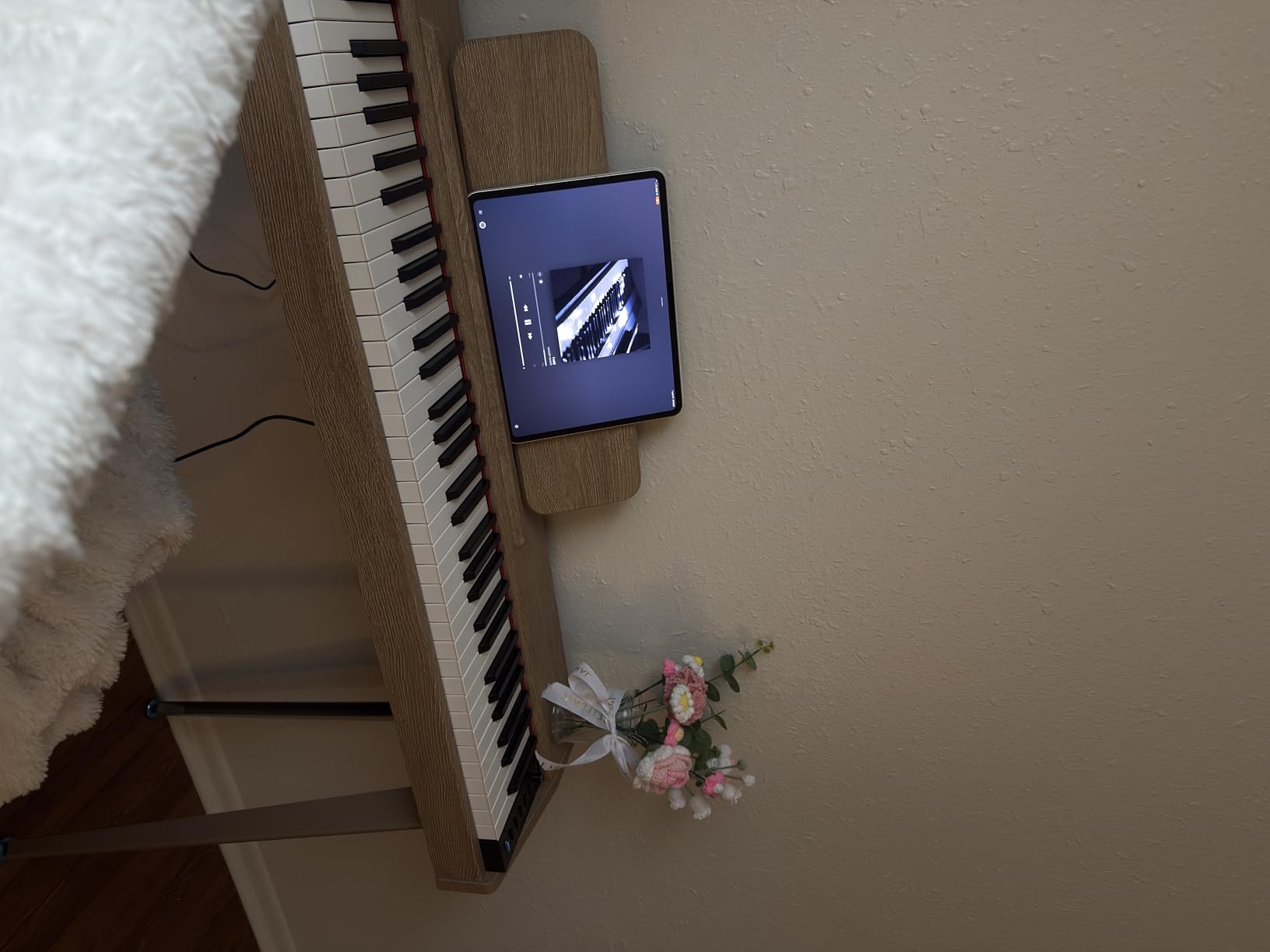 Donner OURA S100 Digital Piano with 88 Key Graded Hammer Weighted Keyboard for Beginner, Full Size Electric Piano Keyboard with Bluetooth, 3 Original Demos, LOCAL OFF, Piano Three Pedal, Black customer photo 2