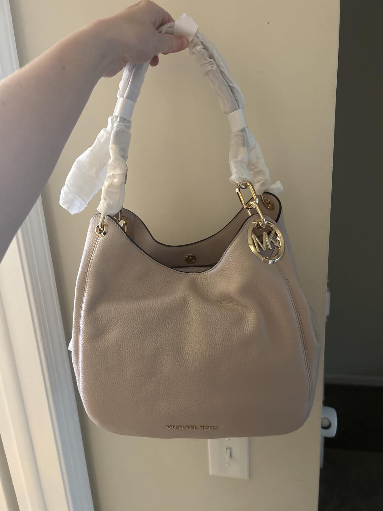 Michael Kors Lillie Large Chain Shoulder Bag customer photo 2