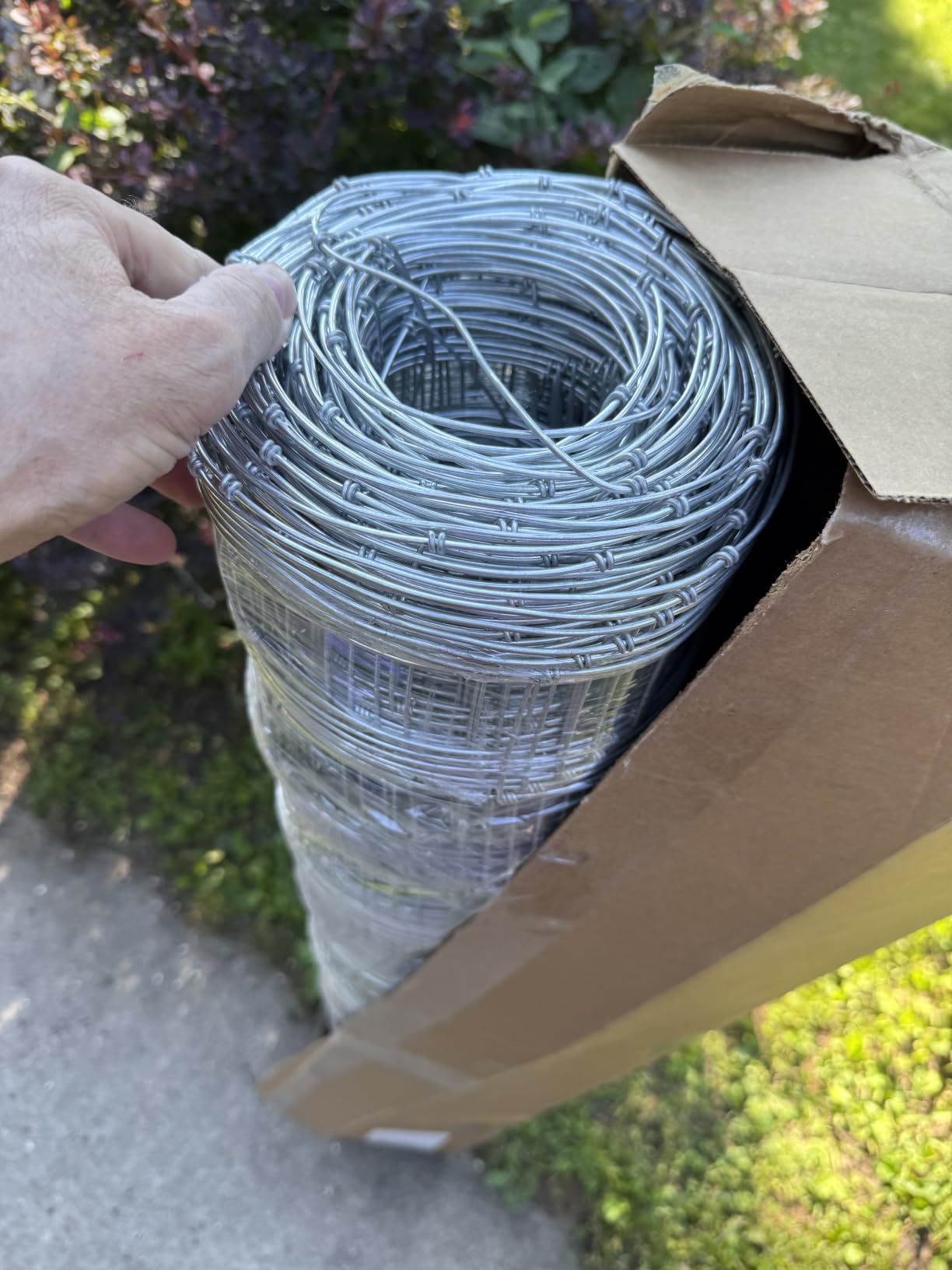 Farm Fence 4FT x 164FT, Galvanized Cattle Fence | Heavy Zinc Coating Wire Fencing, 14GA Livestock Fence, Goat Fence, Hog Wire Fencing Perfect for Livestock, Animals Protection customer photo 1