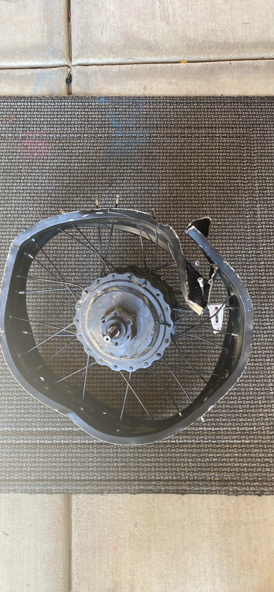 Electric Bike Conversion Kit, 48V 2000W Electric Bicycle Rear Wheel Hub Motor Kit for 20 x 4 inch Wheel Sizes, 5-Speed Gears, Fixed-Speed Cruise, LCD Display, Intelligent PAS Sensor customer photo 1