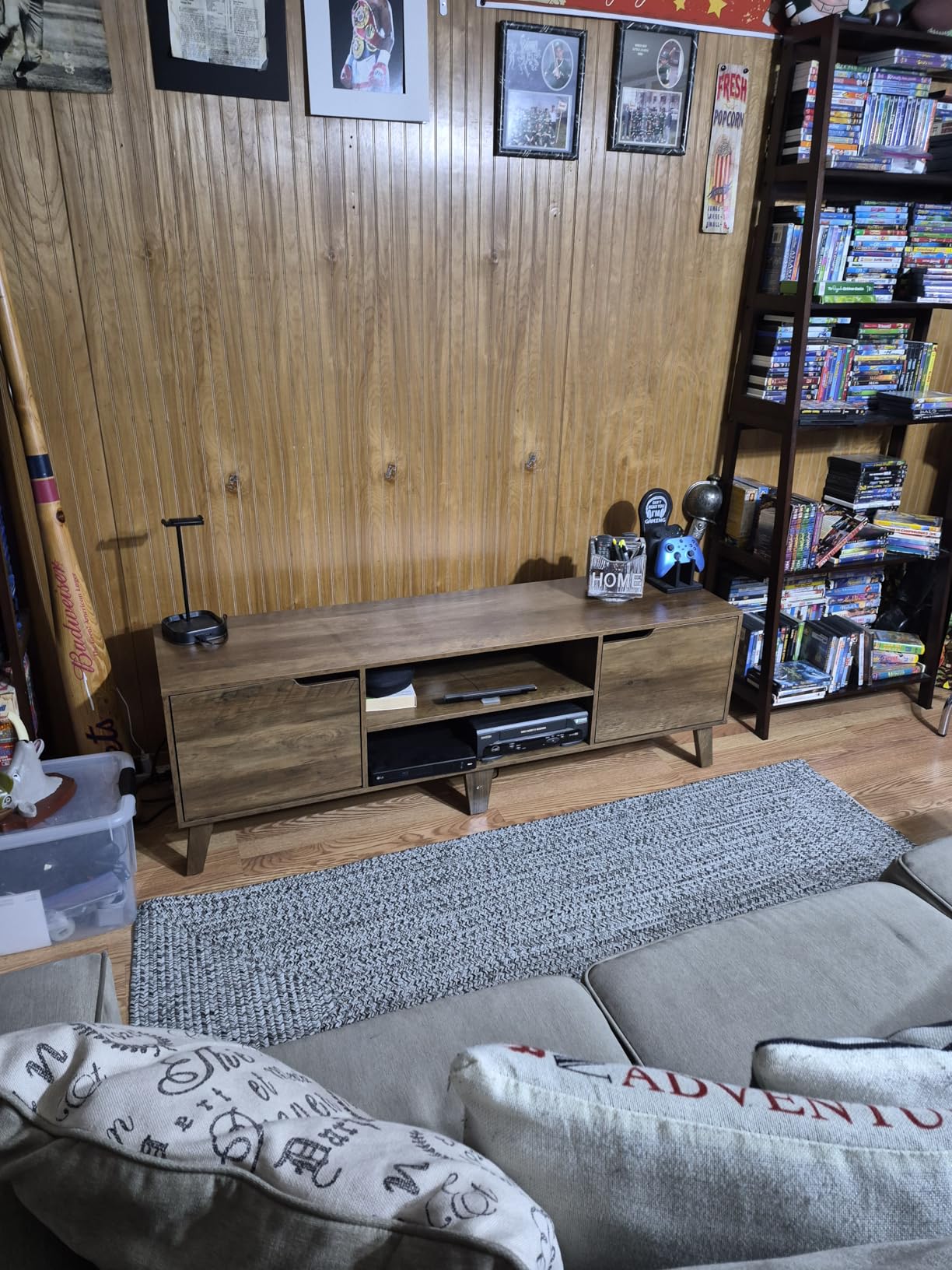 VASAGLE TV Stand for 65-Inch TVs, Entertainment Center with Adjustable Shelf, 58-Inch Long Media Console Table, Transitional Style, for Living Room, Bedroom, Honey Brown ULTV556K01 customer photo 2