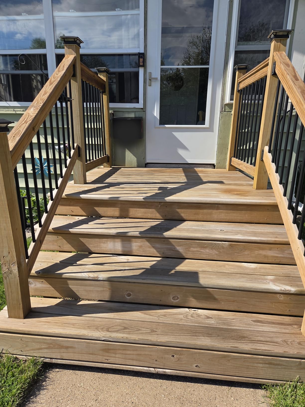 Olympic WaterGuard 1 gal Acorn Brown Semi-Transparent Wood Stain & Sealer | Water-Based Deck, Fence & Siding Stain, Waterproofing UV customer photo 1