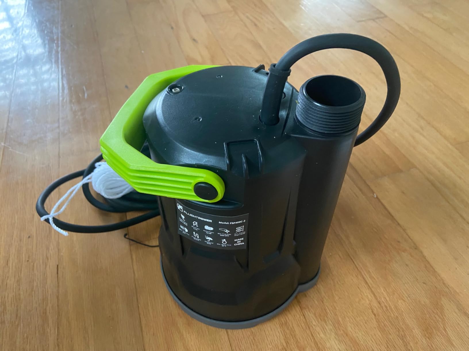 Sump Pump, 1/2HP Submersible Water Pump, 2500GPH Utility Pump Manual Control for Swimming Pool Garden Pond Basement Draining, with 16.4Ft Cord, Adapters, Check Valve and Rope customer photo 2