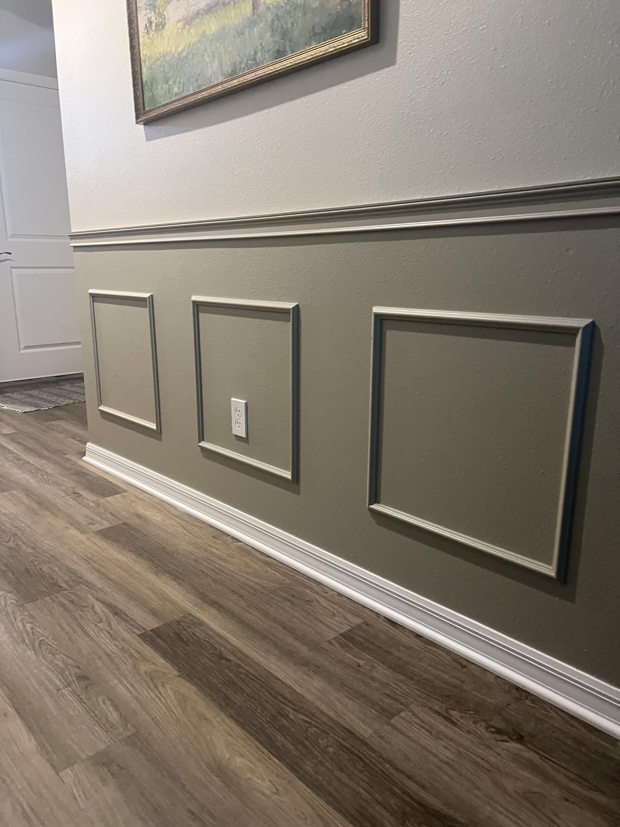 Colingmill 3 Set Accent Wall Molding Kit Premade Wainscoting Panels Wall Molding Peel and Stick Panel White Pre Cut Picture Frame Trim for Walls Home Decoration(31.4x31.4 Inch) customer photo 2