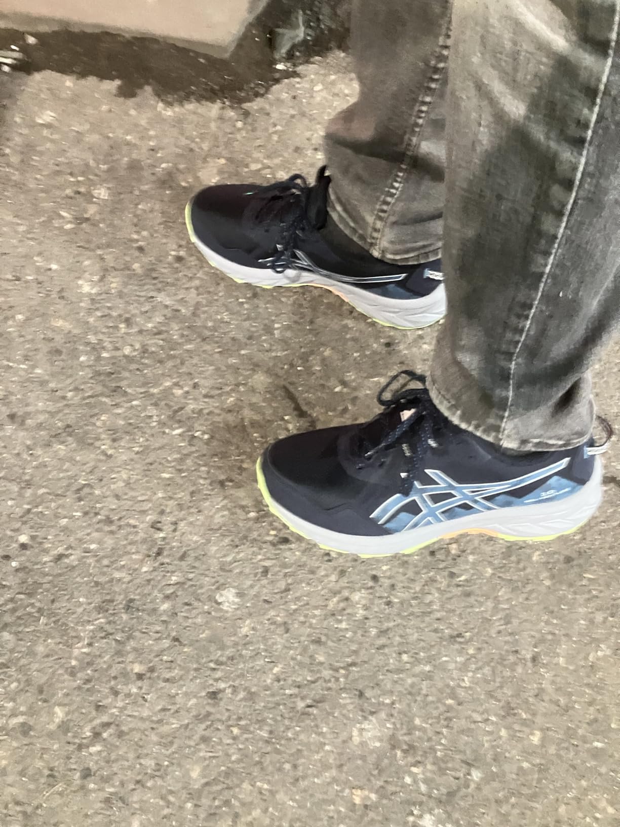 Men's Gel-Venture 10 Running Shoes customer photo 1