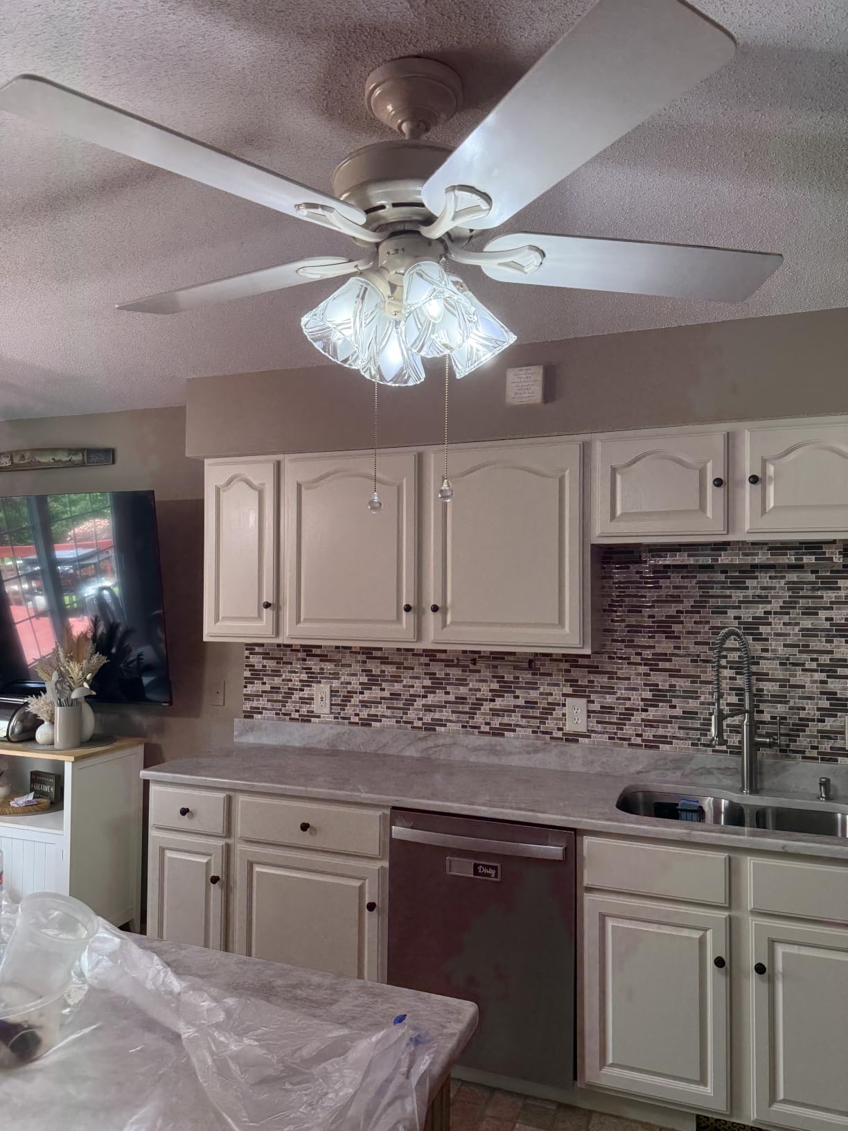 Art3d 10-Sheet Heavy-Duty Peel and Stick Backsplash, Waterproof Wall Tiles Stick on Kitchen Backsplash Living Space, Beige & White customer photo 2