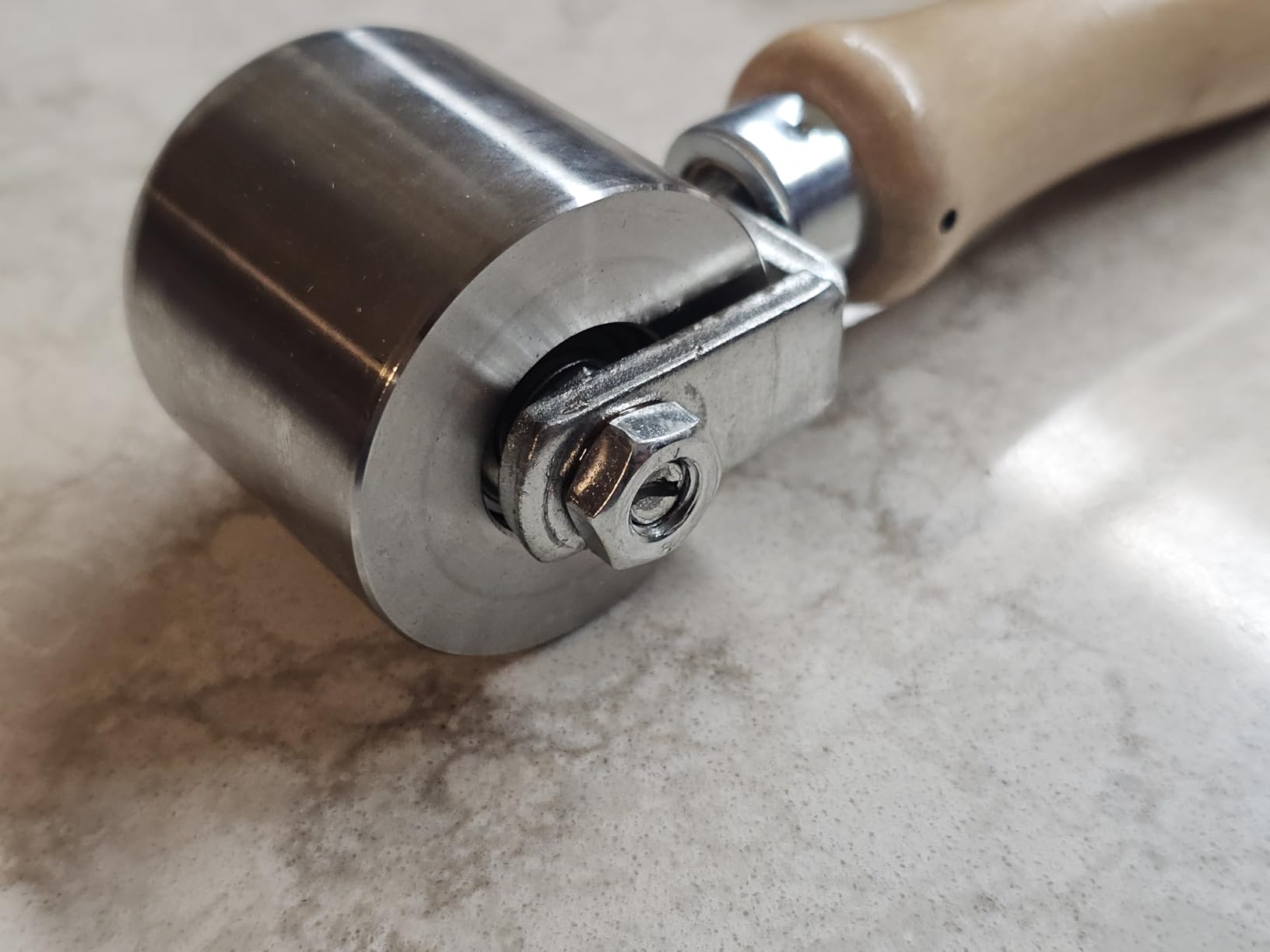 Steel Seam Roller for PVC TPO EPDM Roofing Vinyl Decking 2inch Professional Heavy Steel Heavy Application Rolling Wheel Roller (1) customer photo 2