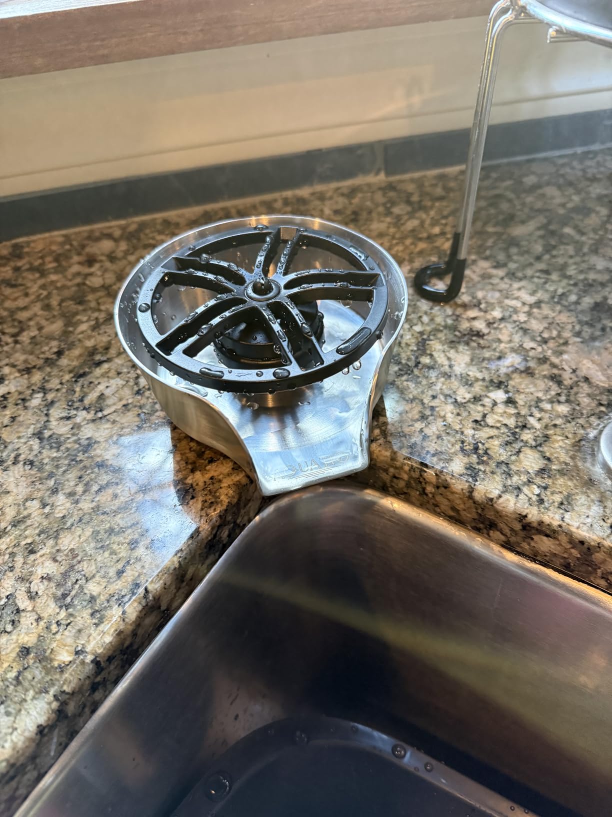 2 in1 Glass Rinser for Kitchen Sink - Stainless Steel Cup Cleaner - Counter Top Bottle Washer - Kitchen Sink Accessories - Sink Sprayer (Nickel) customer photo 1