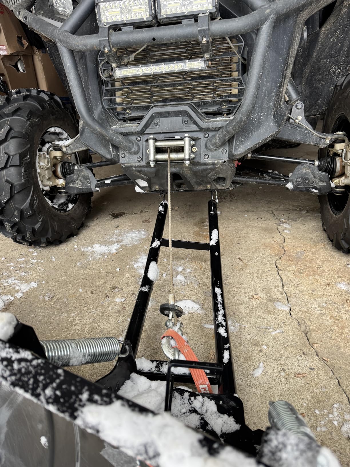 VEVOR Snow Plow Kit, 60in Universal Snow Plow Attachment, Height & Left-Right Adjustable, Quick to Detach, Steel ATV Scrape Blade, 3 Mount Options, Efficient Snows Clearing, for Most ATVs & UTVs customer photo 2