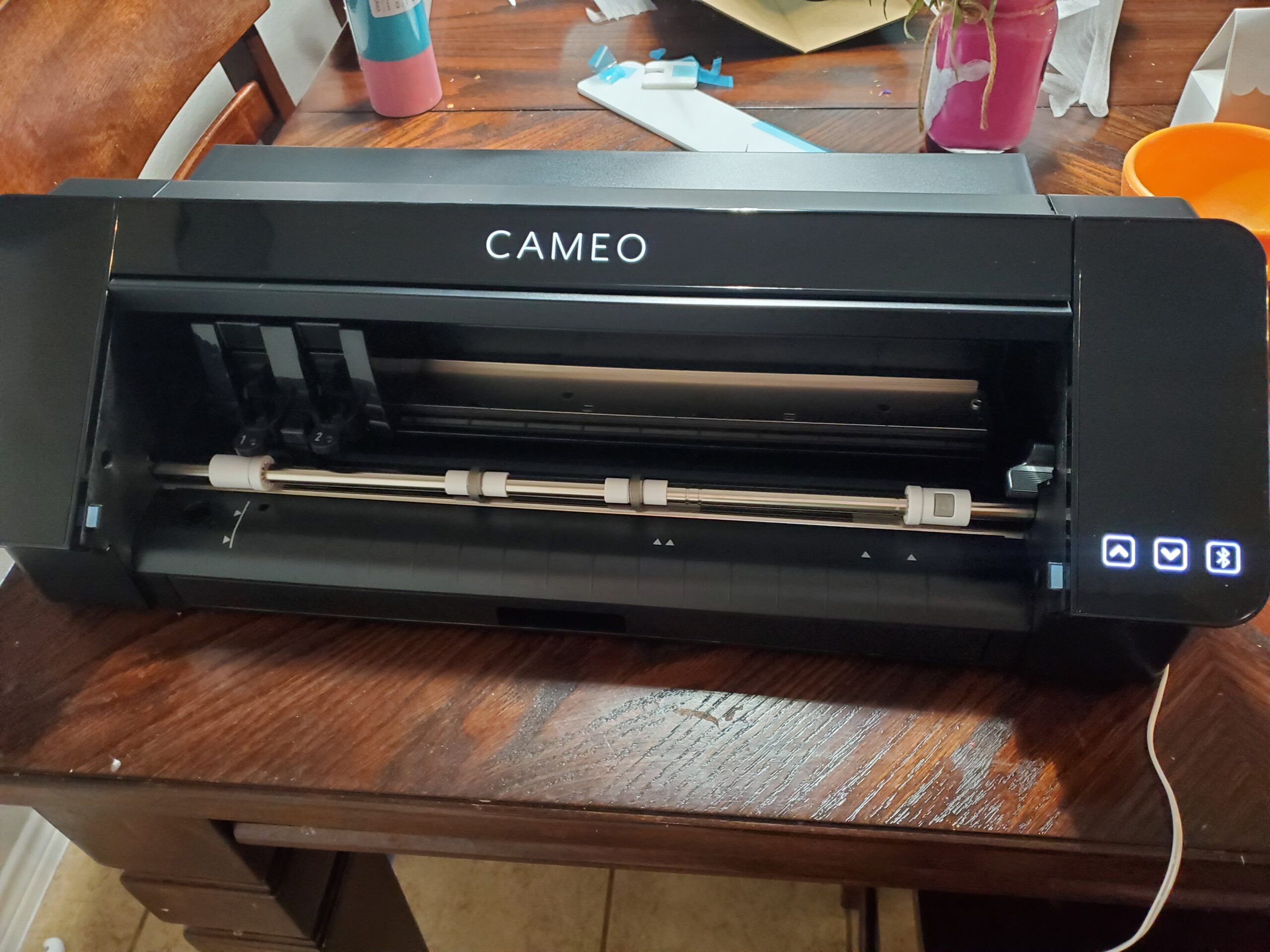 Cameo 5 Alpha (α) - Smart Cutting Machine for Print & Cut - Quiet Operation with AutoBlade, Studio Software, Cutting Mat- Matte Black (Machine) customer photo 2