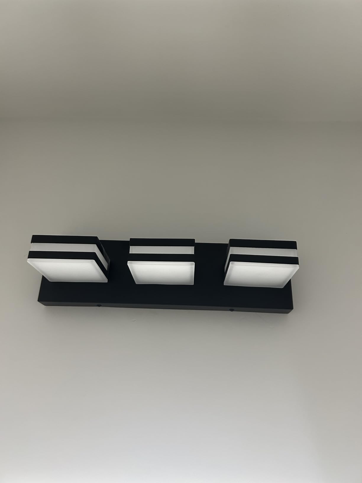 IZORRO LED Modern Bathroom Lights Fixtures (4-Light, Dimmable, 360 Rotate), Matte Black Acrylic Wall Lighting, Vanity Lights for Bathroom Over Mirror - 6000k 24In (No Assembly Required) customer photo 2