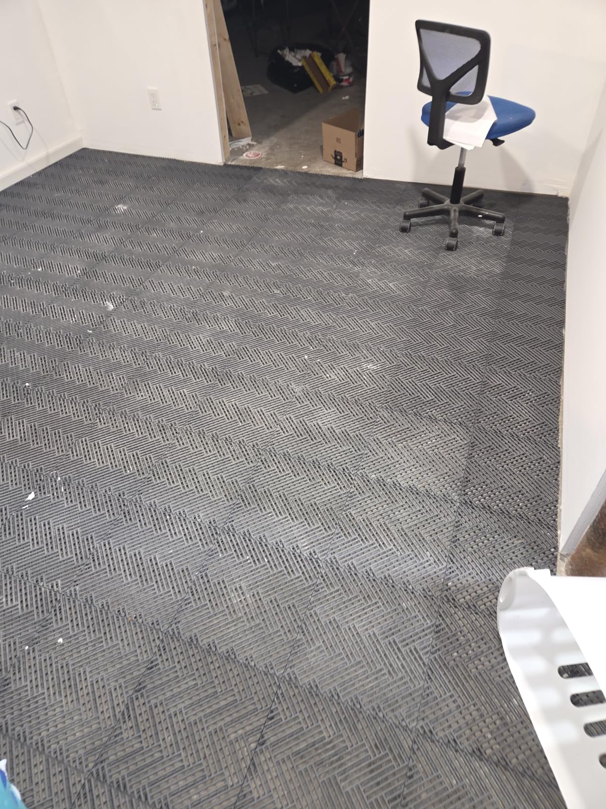 Garage Floor Tiles Interlocking Garage Flooring Tiles Pack of 48 Antislip Oil and Stain Resistant for Garages Shop Floors Basements 40000 LBS Load Capacity (Black, 12 inch x 12 inch, Non Drain Tiles) customer photo 2