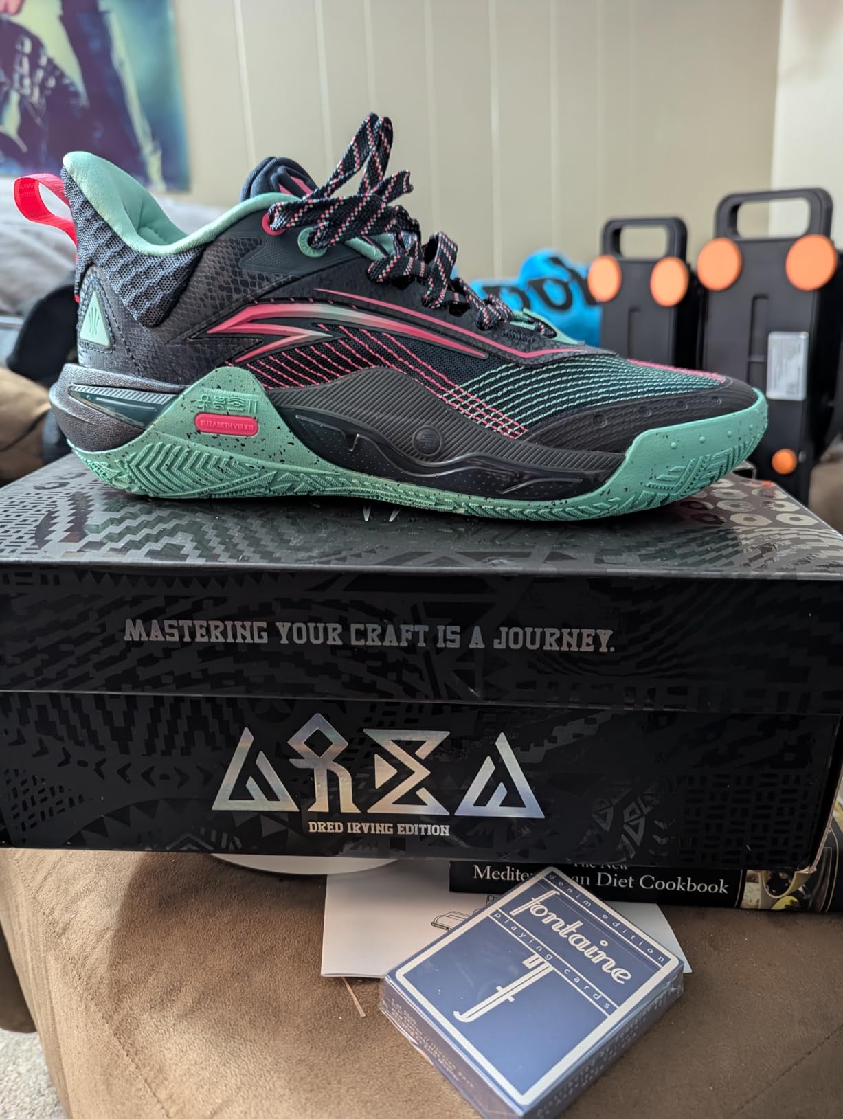 ANTA Men's Kyrie Irving Kai 1 Speed Basketball Shoes customer photo 2