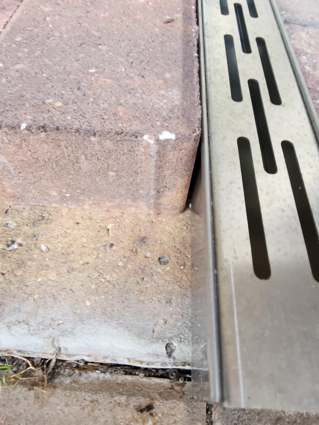 304 Stainless Steel Trench Drain Kit, Narrow Channel Drain with Grate & Coupling, Outdoor Drainage for Pool Deck/Yard/Driveway/Garage (3.3FT X 2IN X 2IN) customer photo 2