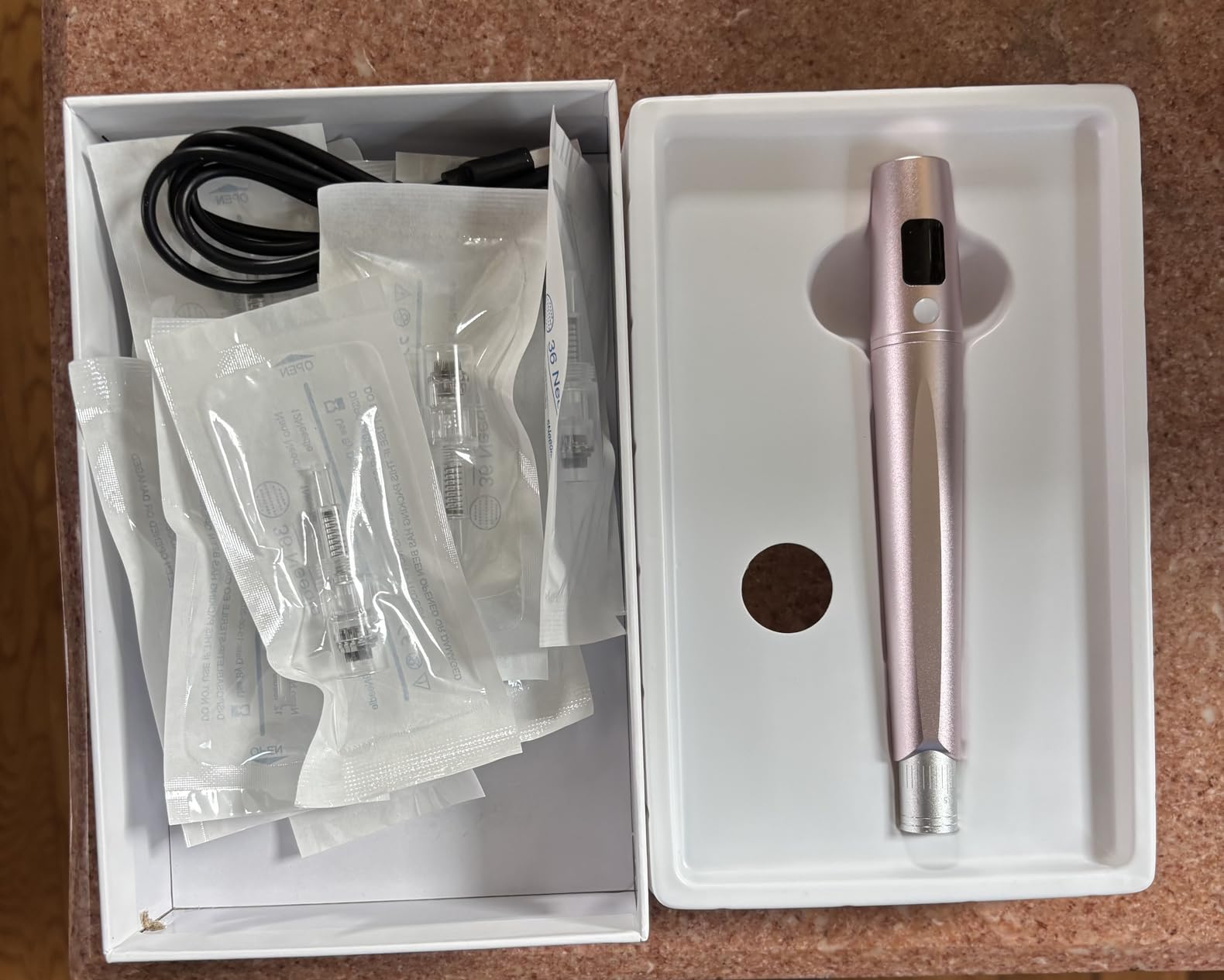 Microneedling Pen Derma Roller Pen for Face & Scalp, 0.25mm Micro Needling Tool with 12 Pcs Cartridges, Home Use Derma Pen Microneedle Skin Care Kit for Women Men customer photo 1