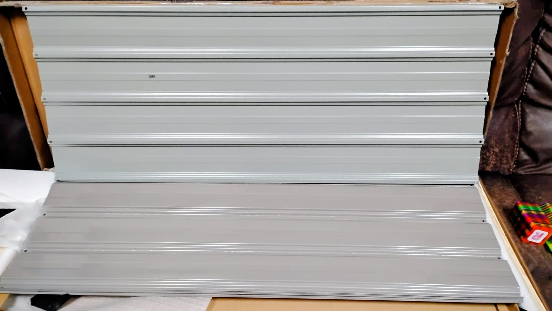 25pcs Metal Roofing Panels, 60.63'' L ×17.72'' W 182.34 ft² Corrugated Metal Sheets, Galvanized Steel Roof Fence Panels for Mobile Homes, Garages, Chicken Coop, Sheds, Stables, Patio, Warm Gray customer photo 1