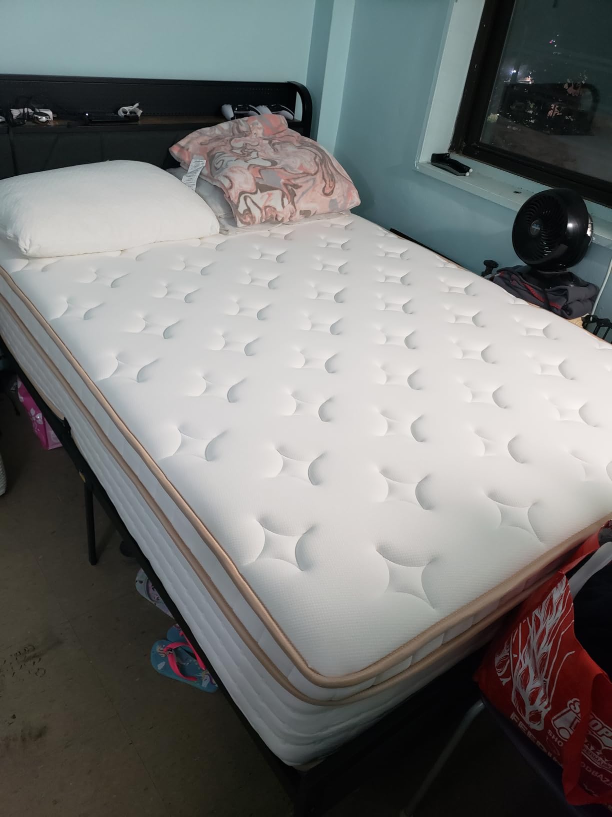 BedStory King Size Mattress 14 Inch - Medium Firm Hybrid Mattress King for Couples - Motion Isolation & Advanced Lumbar Support - Fiberglass-Free, 365-Night Trial, CertiPUR-US Certified customer photo 1