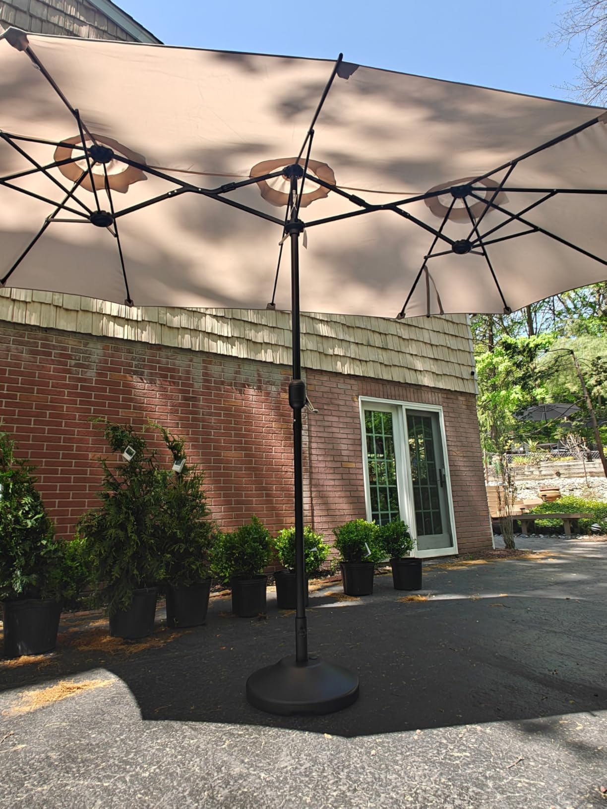 Garvee 13ft Patio Umbrella with Double Canopy, Premium Commercial Extra Large Market Umbrella for Outdoor Dining Sets, Resort Patios and Backyard Entertainment Areas customer photo 2
