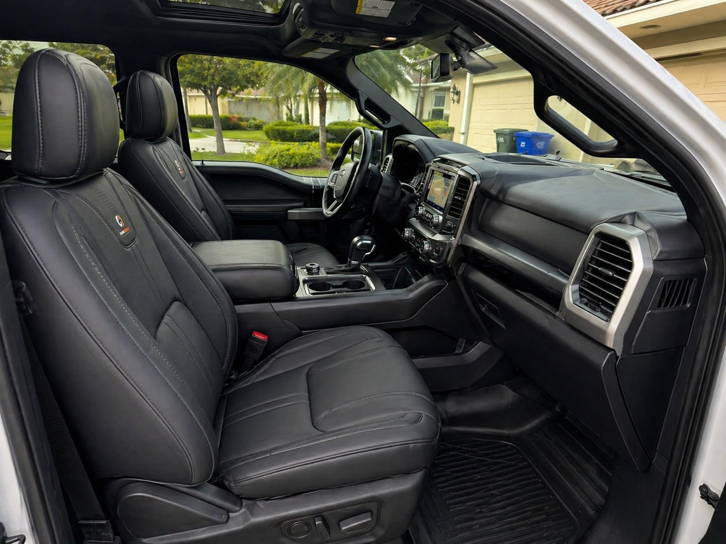 Huidasource Car Seat Covers Full Set Luxury Nappa Leather, Seat Cover with Velcro Adjustable, Airbag, Lumbar Support, Cooling and Heating, Car Seat Covers Universal Fit for Most Cars SUV Trucks, Black customer photo 1