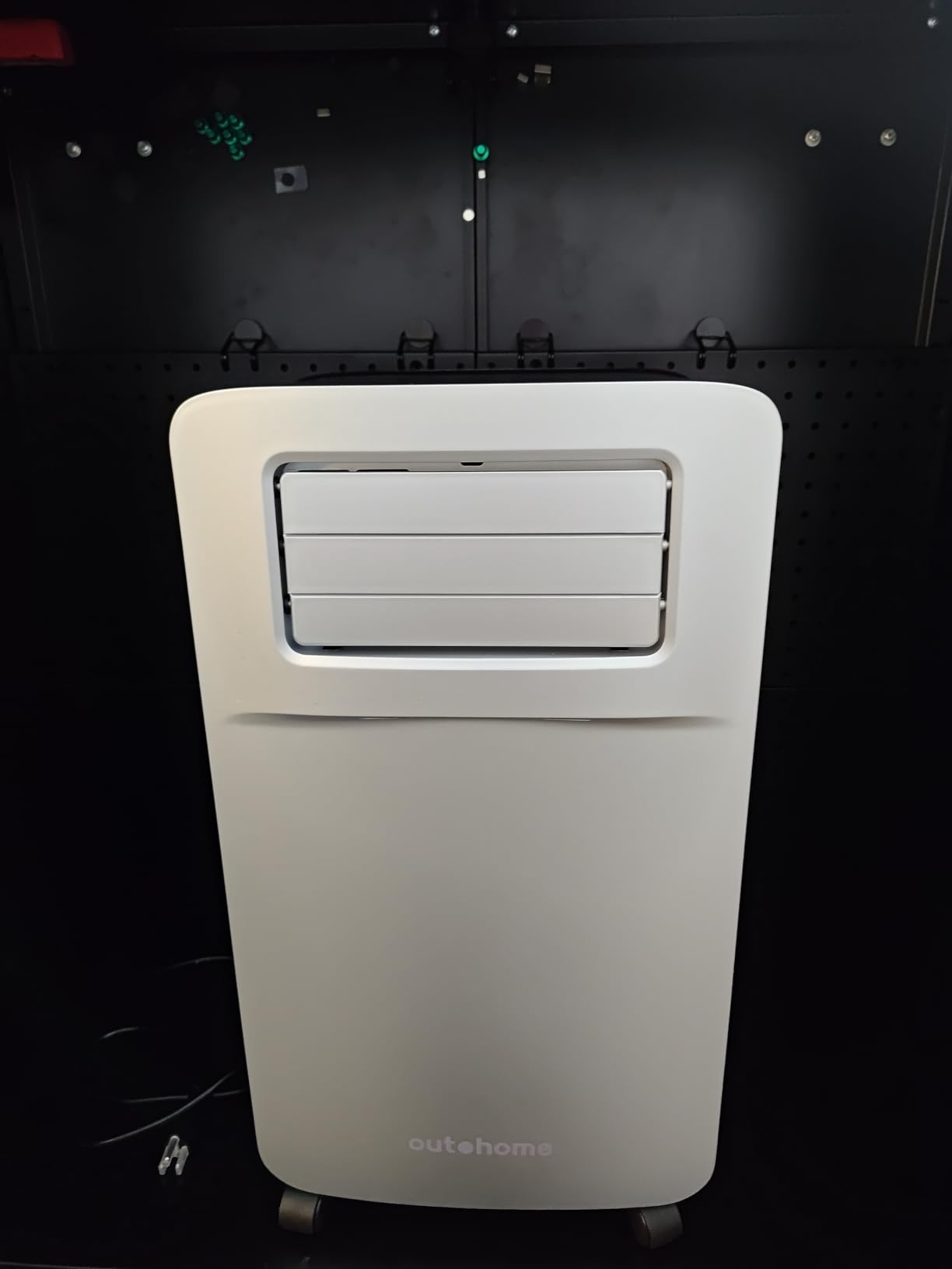 5200 BTU Portable Camping Air Conditioner, 4-in-1 Quiet Small AC Unit with 400W Low Power, Windowless AC for Tent, RV, Truck, Van, Car, Garage, Indoor & Outdoor Use(Silver) customer photo 1