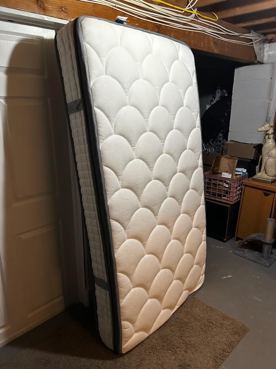 Queen Mattress 14 Inch, Luxury Hybrid Mattress in a Box, Medium Plush Memory Foam for Side & Back Sleepers, 7-Zone Pocket Springs, Cooling, Edge Support, Motion Isolation, CertiPUR-US customer photo 1