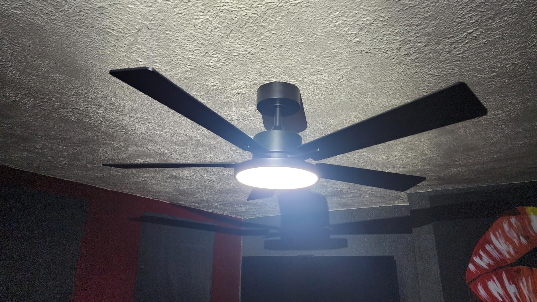 CINOTON Smart Ceiling Fan with Lights, 52'' RGBCW Ceiling Fan with Lights and Remote App Voice Control, Reversible DC Motor, 2600lm Dimmable, 6 Speeds & 2 Fan Modes, Quiet Fan for Bedroom, Living Room customer photo 1