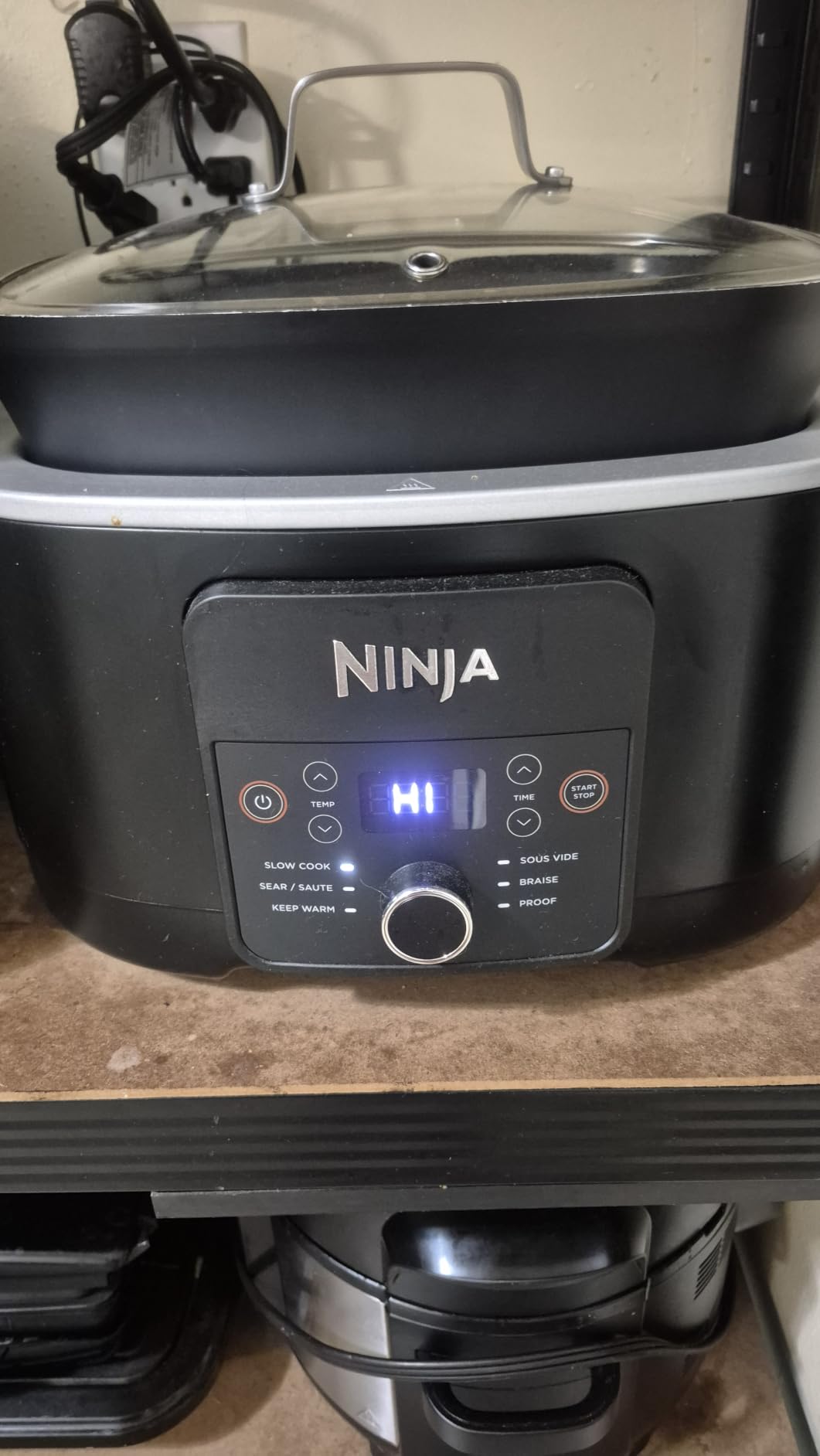 Ninja MC2001 PossibleCooker PRO Plus, 8.5-QT Multicooker, 9 Functions, Slow Cook, Sear, Saute, Proof, Pasta/Rice, Replace 16 Kitchen Tools, Oven-Safe Ceramic Pot, 1400-Watt, Blue (2026 Release) customer photo 1