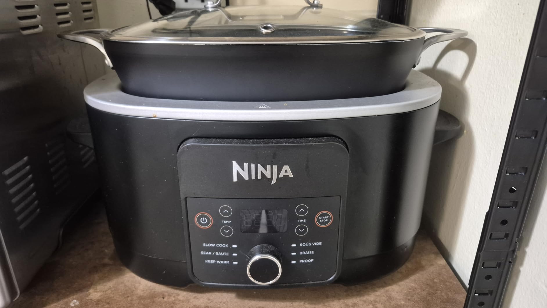 Ninja MC2001 PossibleCooker PRO Plus, 8.5-QT Multicooker, 9 Functions, Slow Cook, Sear, Saute, Proof, Pasta/Rice, Replace 16 Kitchen Tools, Oven-Safe Ceramic Pot, 1400-Watt, Blue (2026 Release) customer photo 2