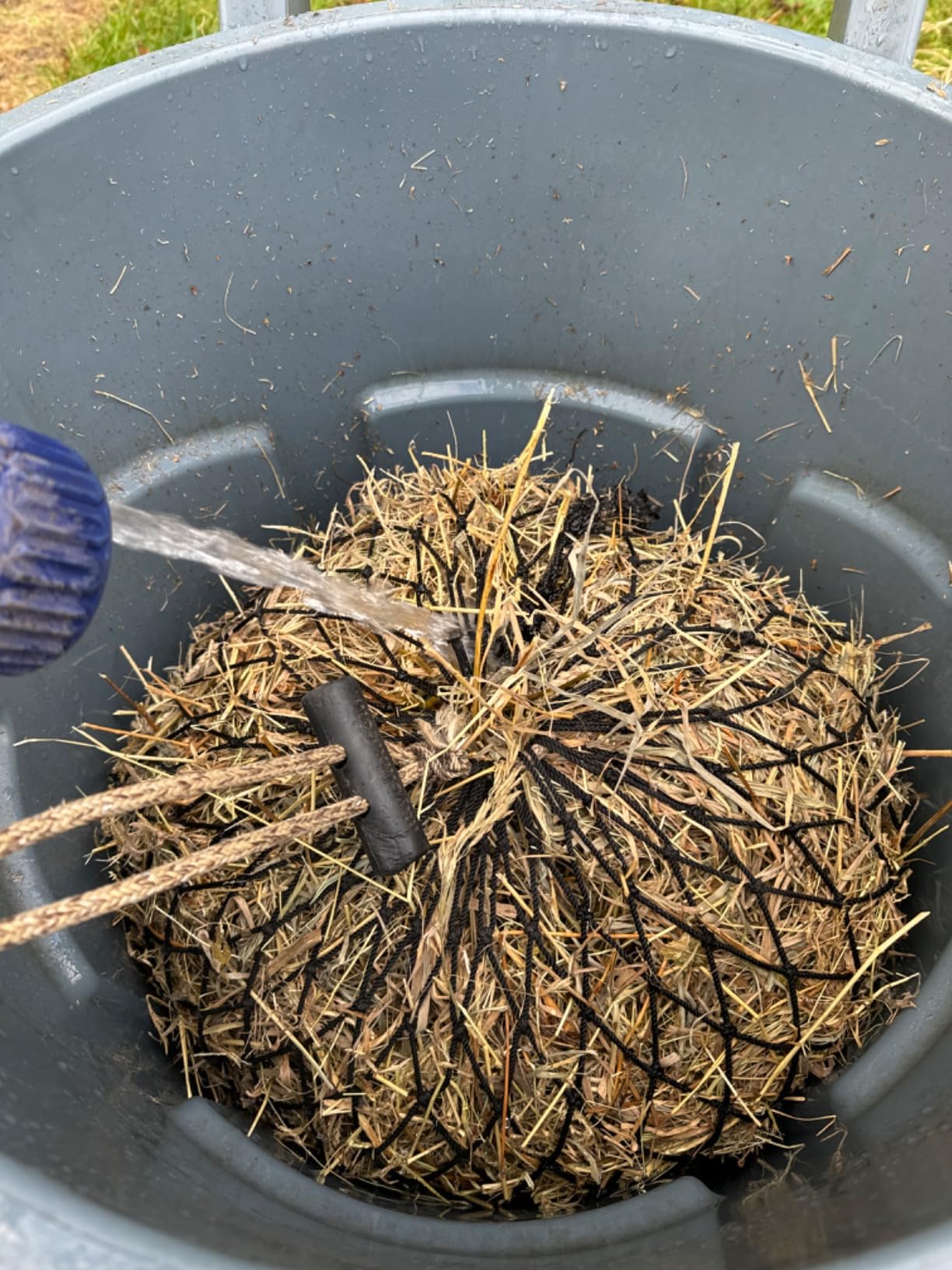 Hay Chix Half Bale Slow Feed Hay Net for Horses - 1 3/4