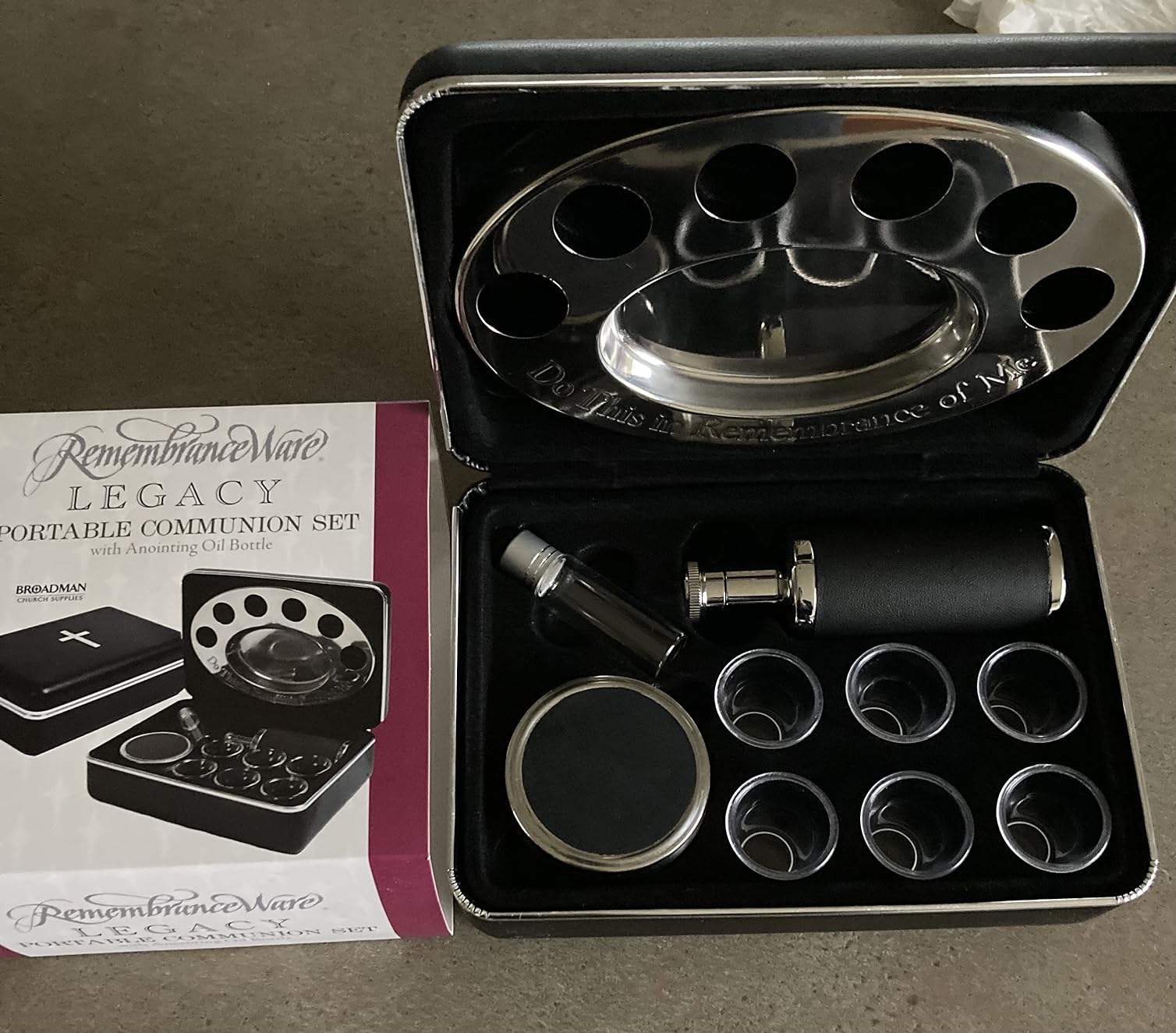Broadman Church Supplies Legacy Portable Communion Set, 6 Glasses, Stainless Steel Bread Container and Serving Tray, 100ml Juice Container, Anointing Oil Bottle customer photo 2