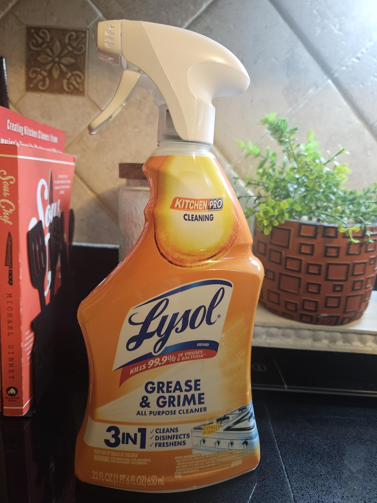 Lysol All Purpose Kitchen Cleaner Spray, For Grease & Grime, Citrus, 22 oz | Multipurpose Cleaner, Degreaser, Sanitizer & Disinfectant Spray, Multi-Surface Cleaner, Oven & Appliances, Cleaning Supplies customer photo 2