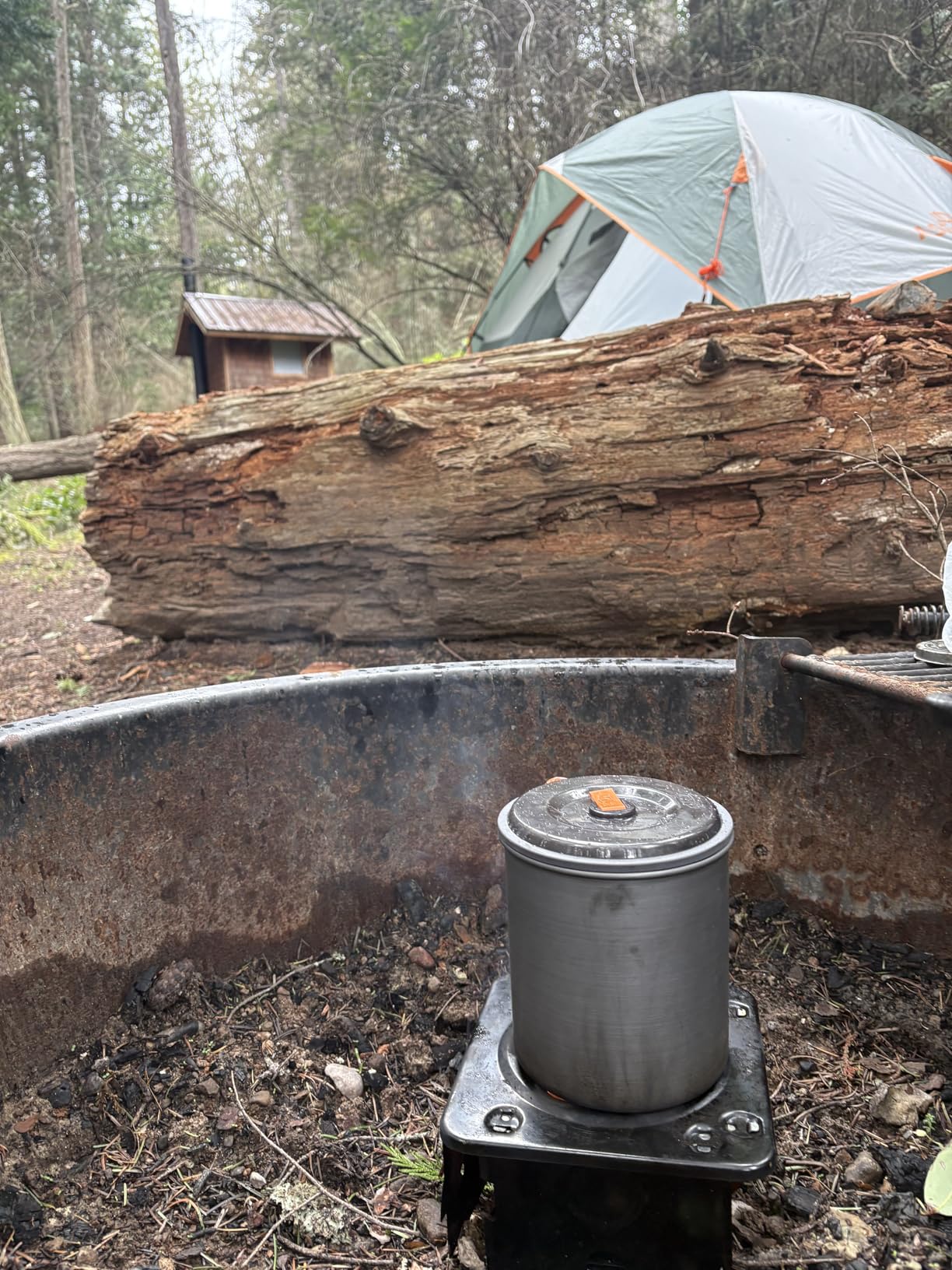 Coghlan's Portable Folding Camp Stove - Compact, Lightweight Steel Cooking Stove for Camping, Backpacking, Hiking, or Emergency Use - Uses Canned Heat or Fuel Tablets, Black customer photo 2