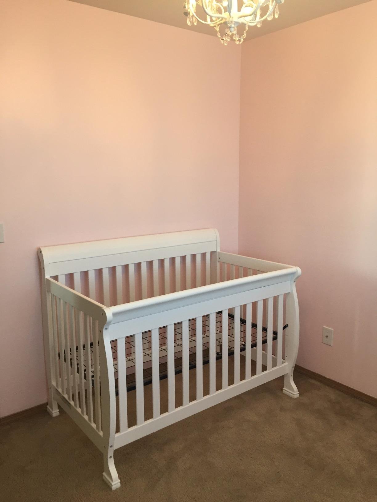 DaVinci Kalani 4-in-1 Convertible Crib in White, Greenguard Gold Certified | Converts to Toddler Bed, Daybed & Full-Size Bed - 4 Adjustable Mattress Heights - Conversion Kits Sold Separately customer photo 1