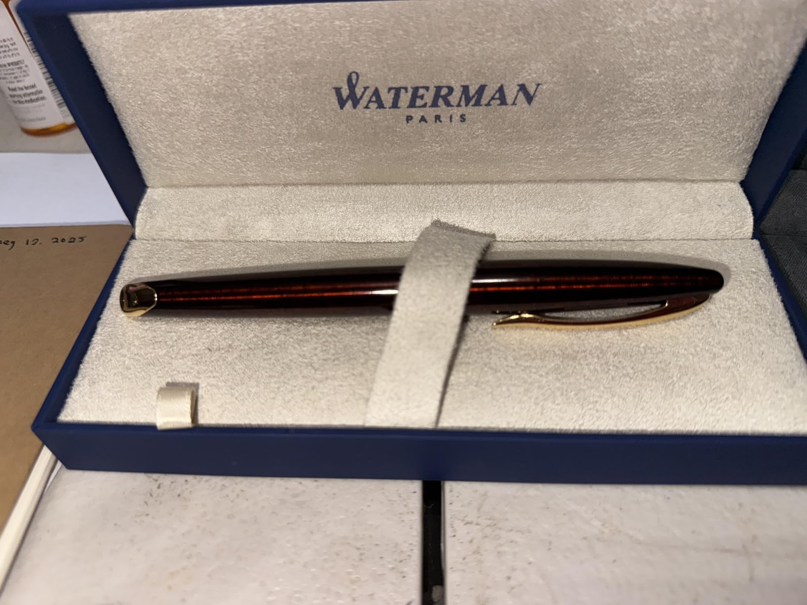Waterman Carene Black Sea Fountain Pen High-Gloss Black & 23k Gold Clip Medium Nib with Blue Ink Cartridge Gift Box customer photo 2