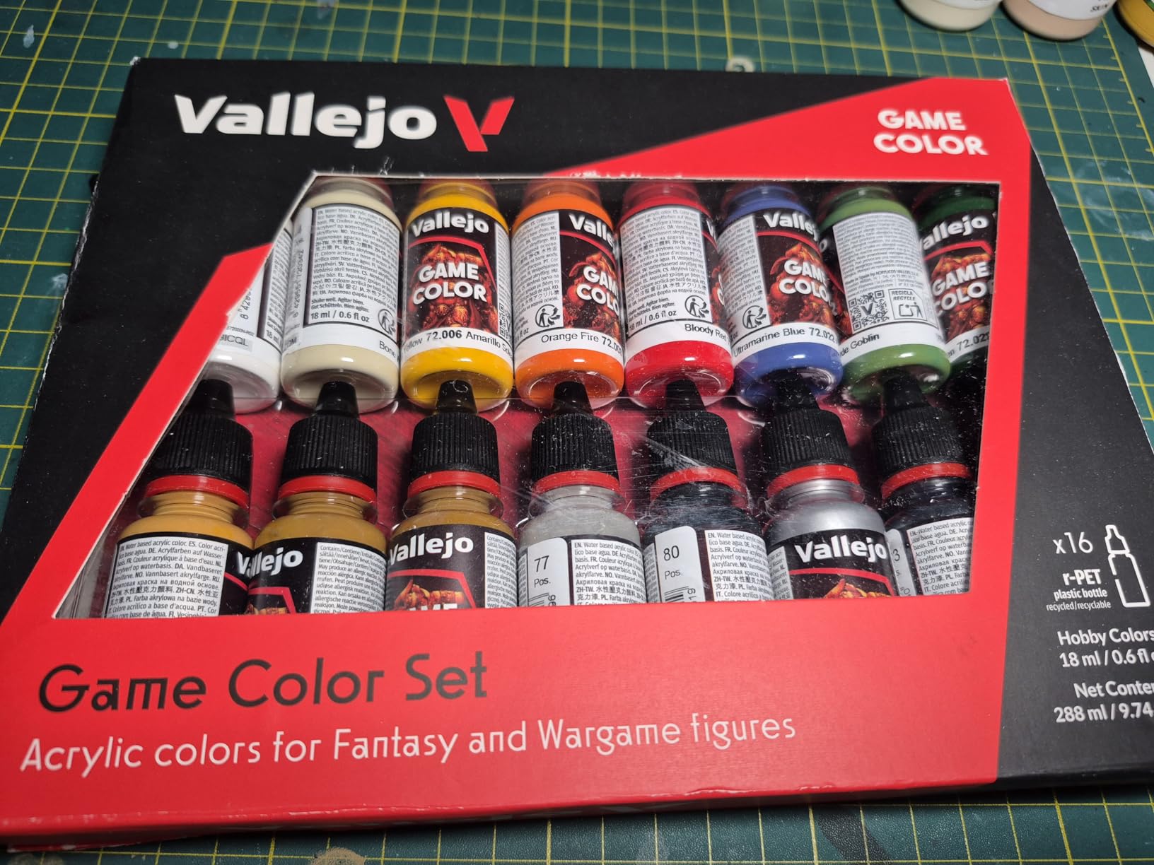 Vallejo - Game Color Introduction Set | Starter Set for Fantasy and Wargame Figures | 16 Bottles x 18 ml (0.60 fl.oz.) customer photo 1