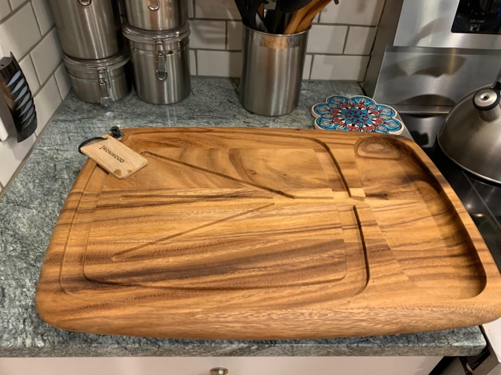 Ironwood Gourmet Kansas City Large Carving Board with Juice Channels, 22 x 15 x 2.5 inches, Acacia Wood customer photo 2
