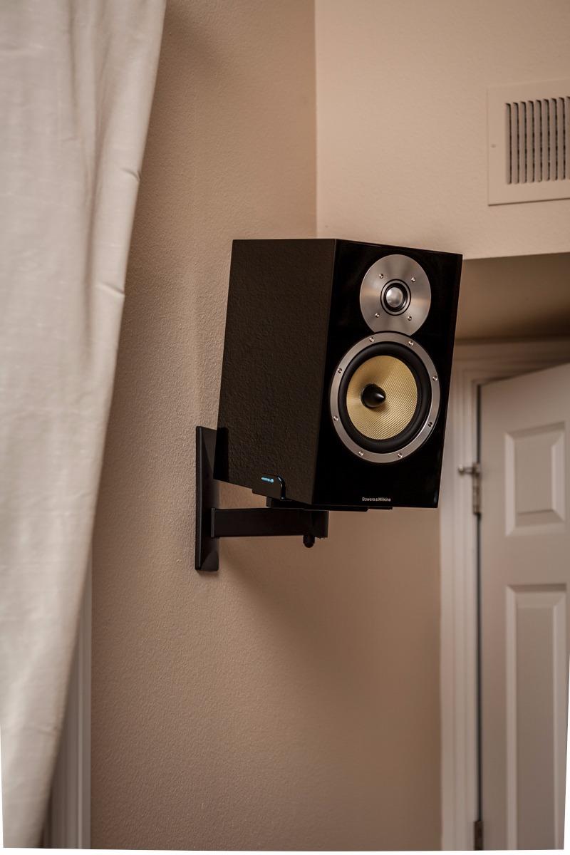 VideoSecu One Pair of Side Clamping Bookshelf Speaker Mounting Bracket with Swivel and Tilt for Large Surrounding Sound Speakers MS56B 3LH customer photo 2